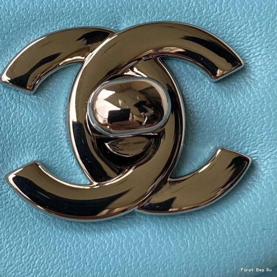 First Bag Ru FLAP BAG CHANEL 0717